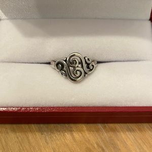 James Avery swirl ring
